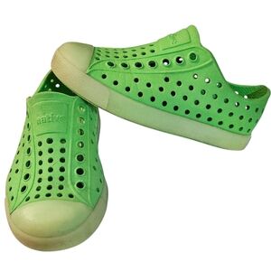 Native Jefferson Sugarlite Water Shoes Green Glow Unisex Toddler Kid's Size 8